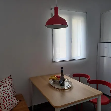 Unique With Garden And Sea View Апартаменты *