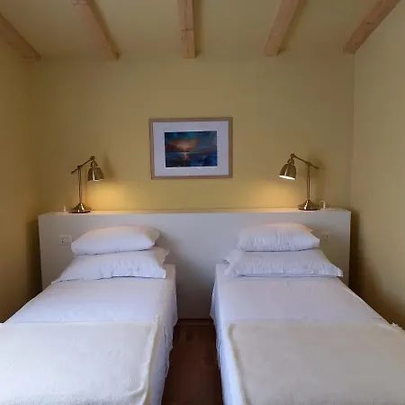 Апартаменты Unique With Garden And Sea View Сплит